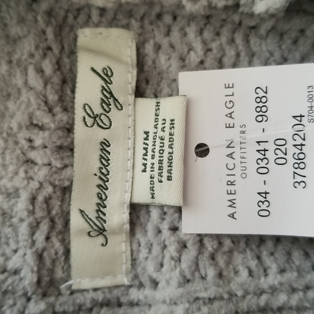 American Eagle Outfitters High Neck Pullover Sweater - Picture 12 of 13